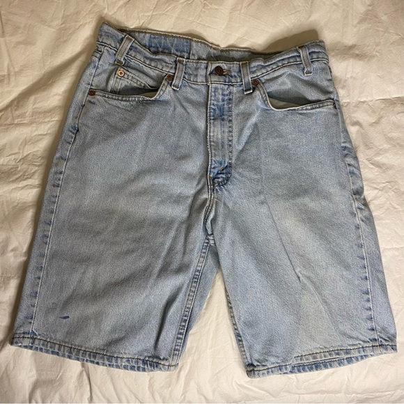 NWOT Levi’s Men’s Light Blue Shorts size 34 W x 11 L - Picture 1 of 4